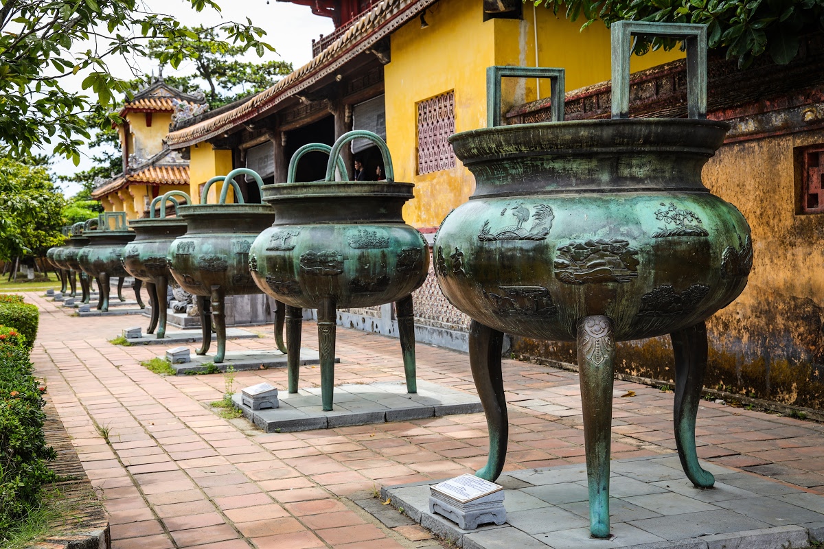 Cửu Đỉnh — Google Arts & Culture
